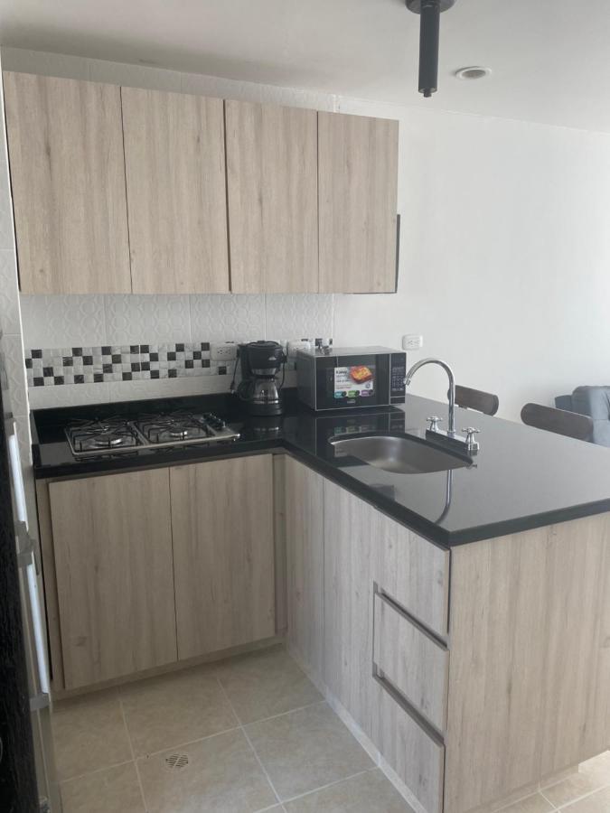 Apartaestudio Amoblado Con Excelente Ubicacion Leilighet Pereira Eksteriør bilde