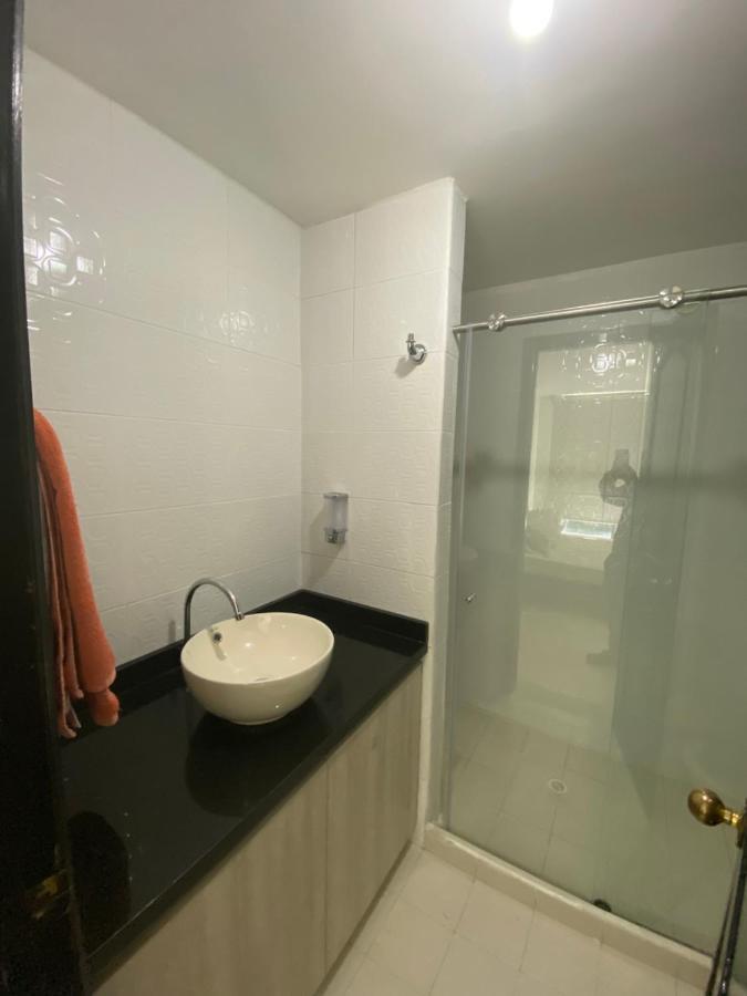 Apartaestudio Amoblado Con Excelente Ubicacion Leilighet Pereira Eksteriør bilde