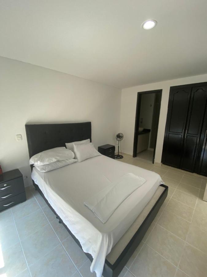 Apartaestudio Amoblado Con Excelente Ubicacion Leilighet Pereira Eksteriør bilde